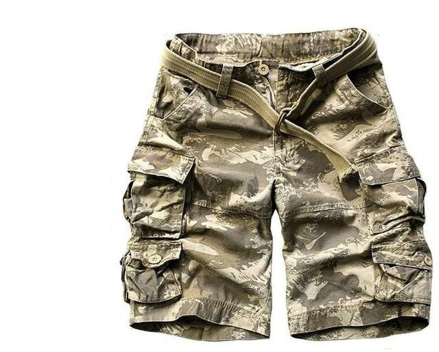Tomás | Pantalón Corto Cargo Estampado Camuflaje Hombre Múltiples Bolsillos