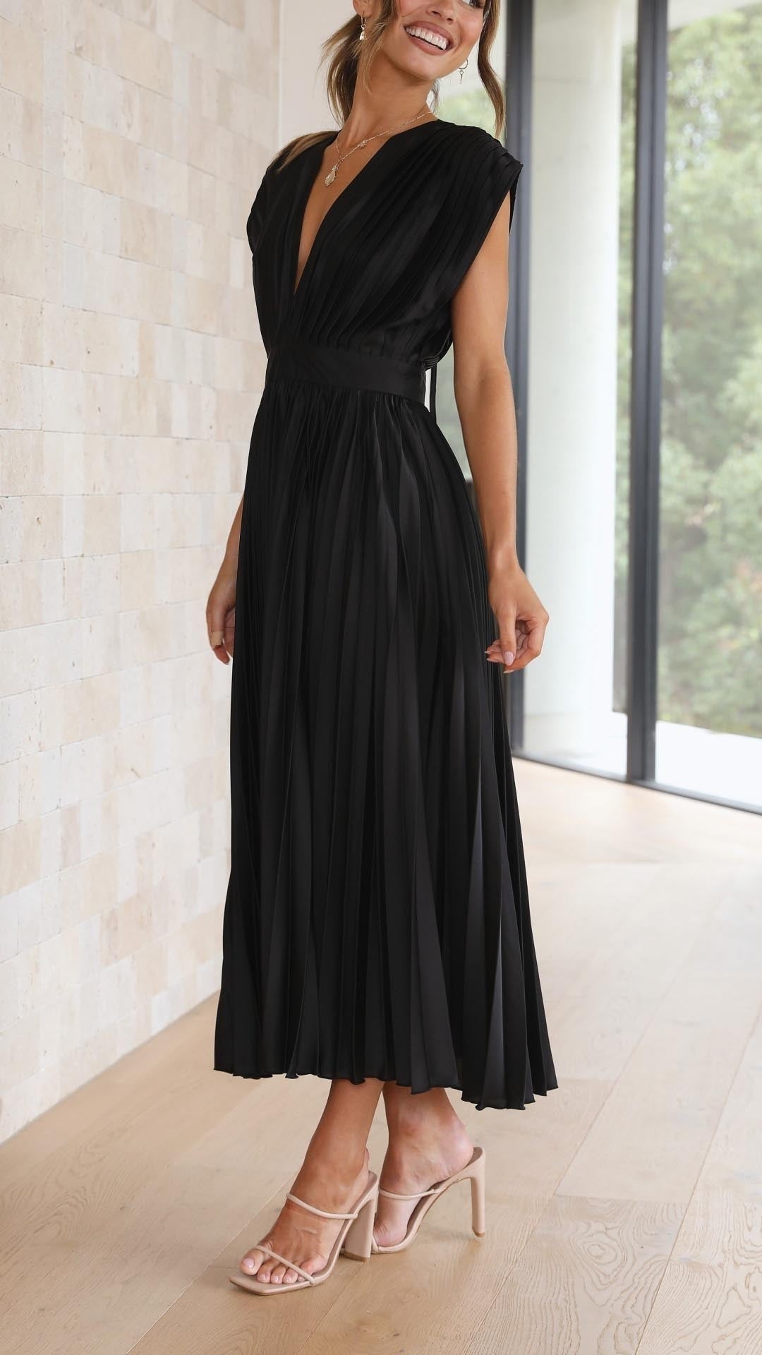 Vestido Midi Plisado Mujer Escote V Cinturón